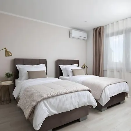 Artis By Istrialux *