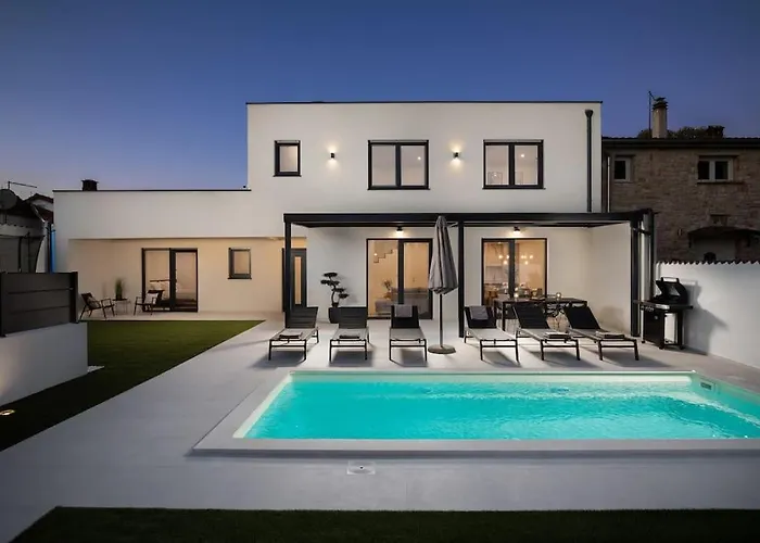 Artis By Istrialux *