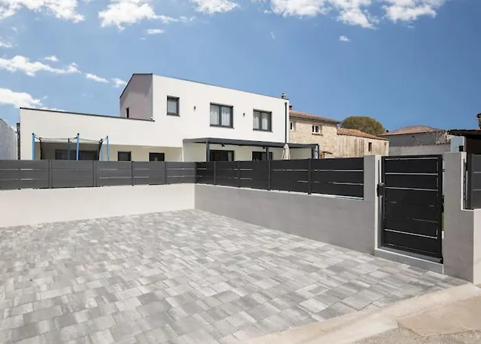 Artis By Istrialux Villa